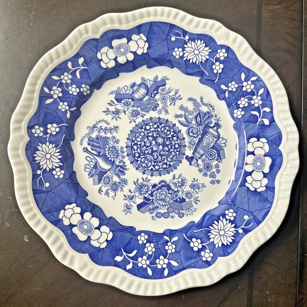 Vintage The Spode Blue Room Regency Series Trophies Plate Made in England 11